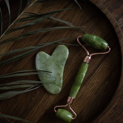 Set Gua Sha y Rodillo de Jade